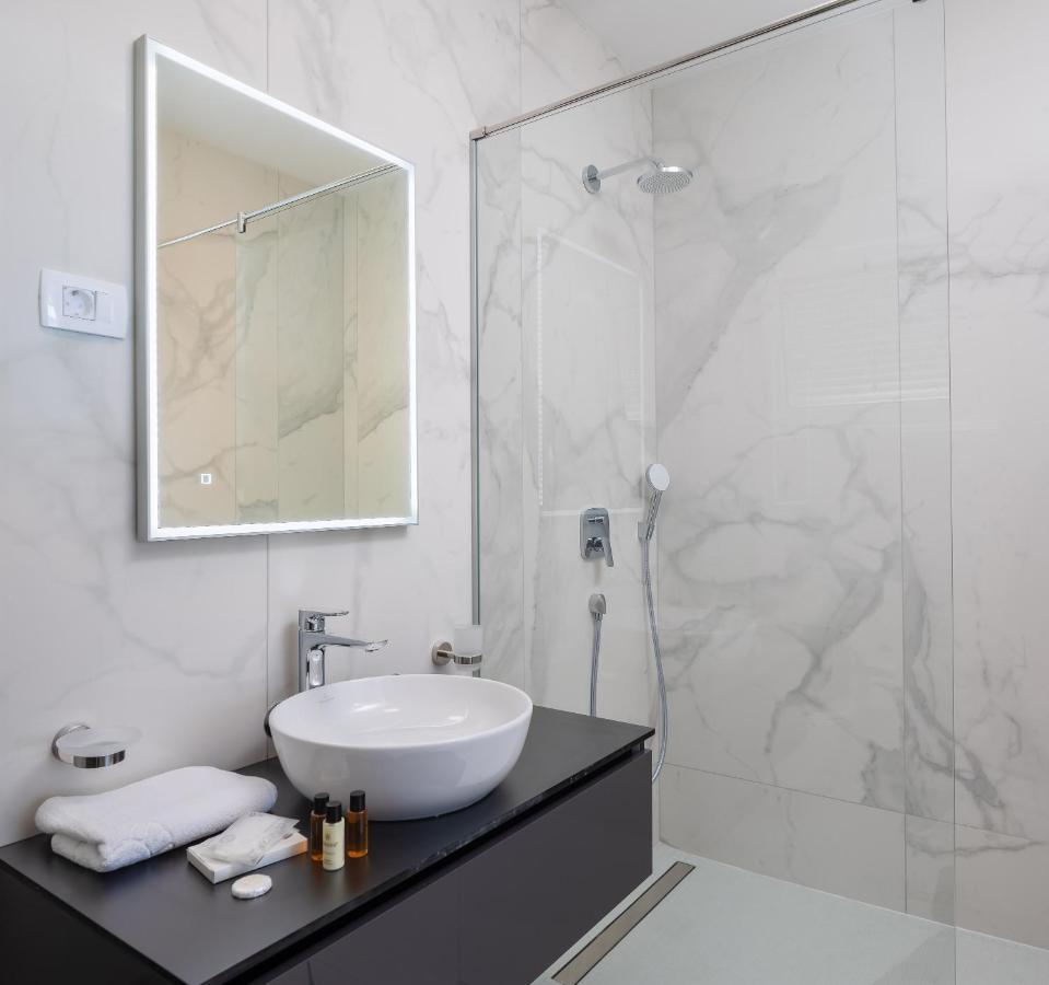 Villa Adria View With Heated Pool I トロギール エクステリア 写真
